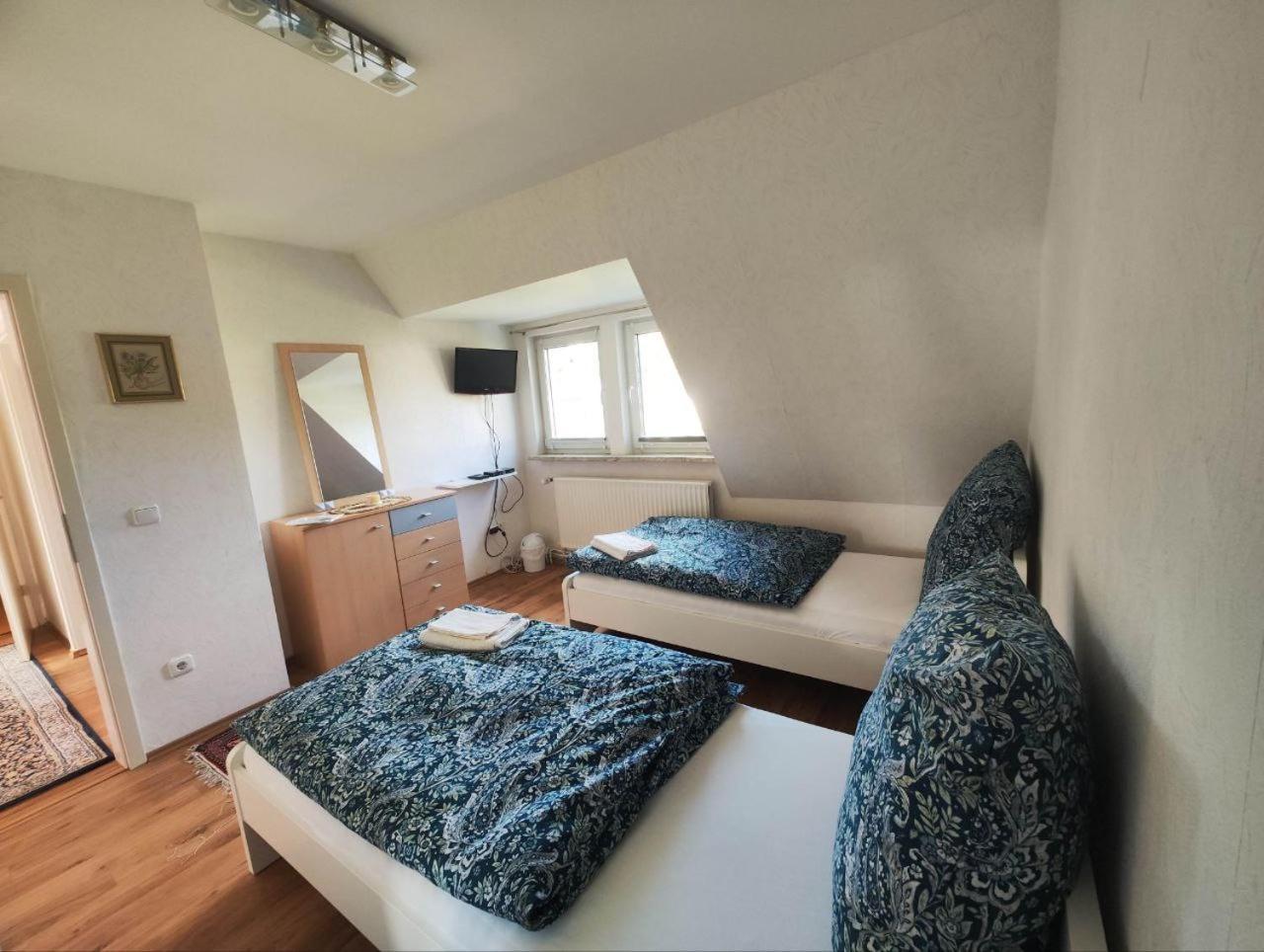 Schickes 110Qm Ferienhaus In Naehe Vw, Messe,Dez Und Orangerie Кассель Экстерьер фото